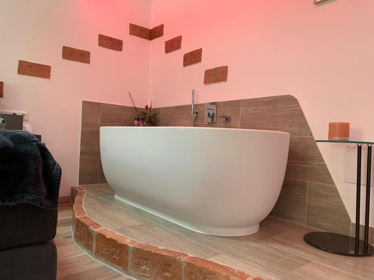 Auszeit Vienna Wellness Apartment מראה חיצוני תמונה