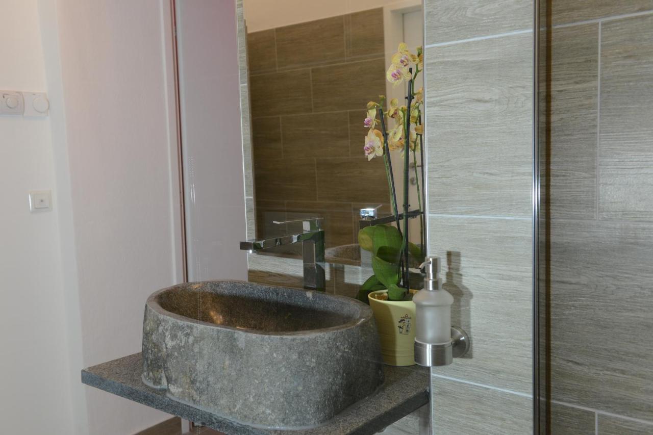 Auszeit Vienna Wellness Apartment מראה חיצוני תמונה